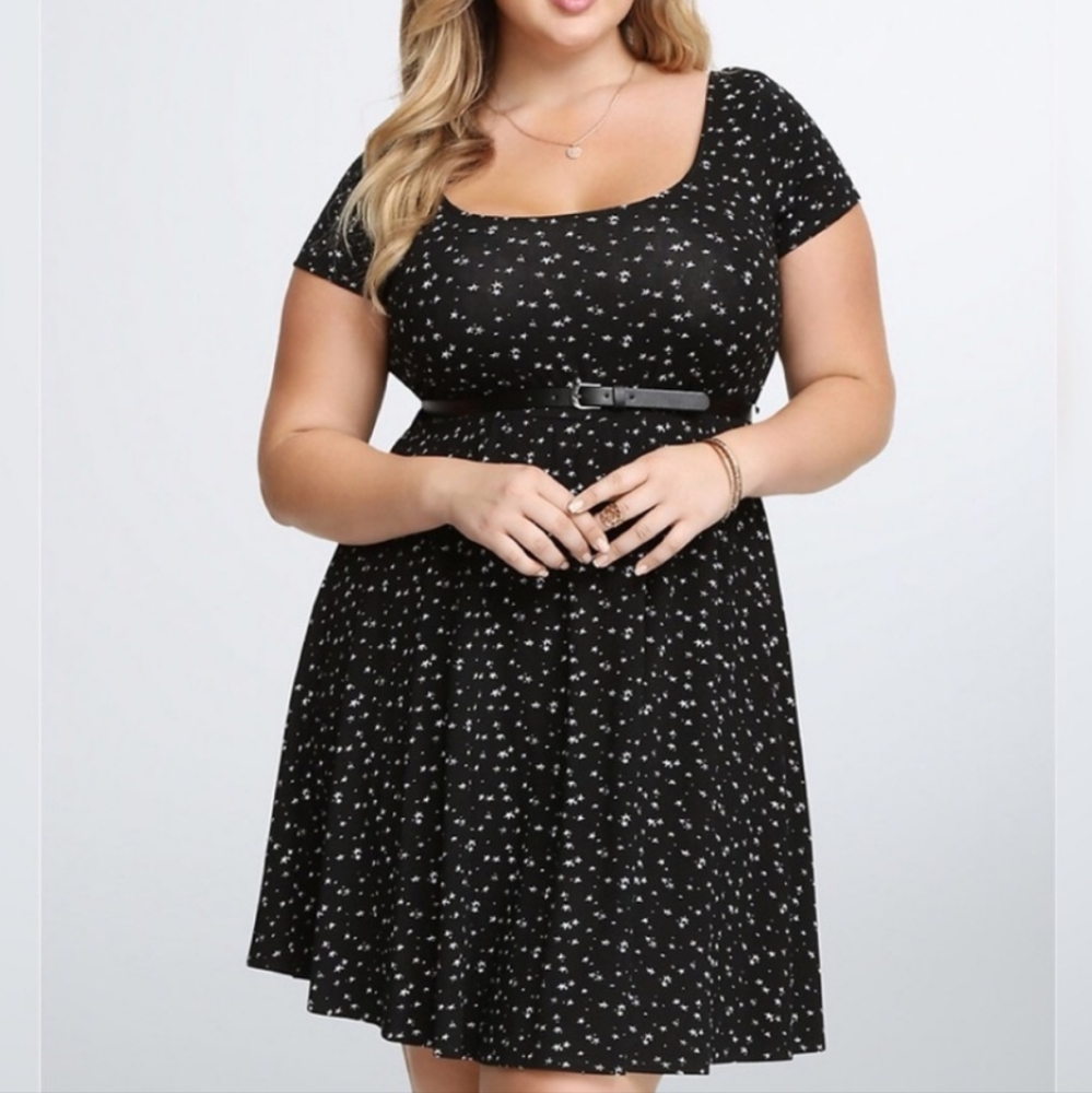 Torrid Black Star Skater Dress size 1